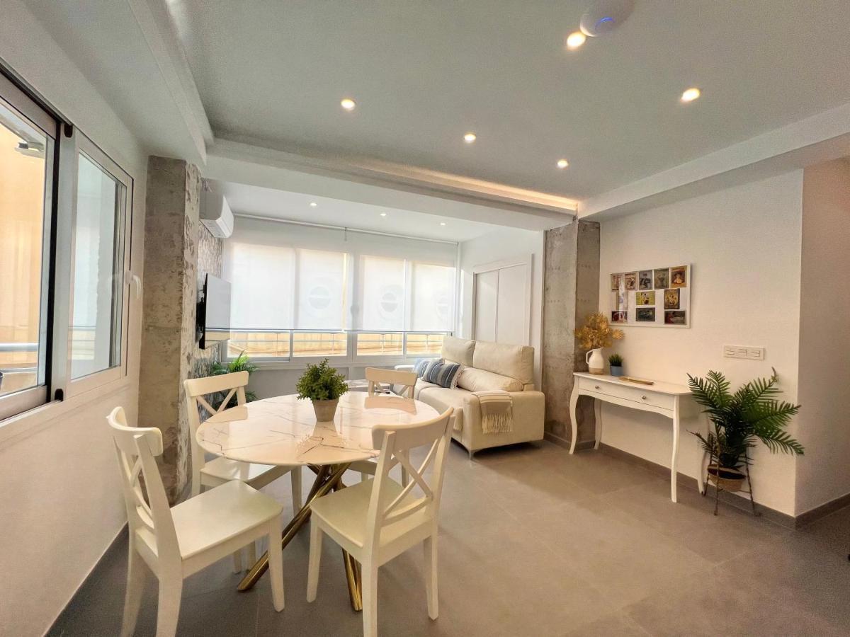 מאלגה Malagueta Beach III & Terrace By Ele Apartments מראה חיצוני תמונה